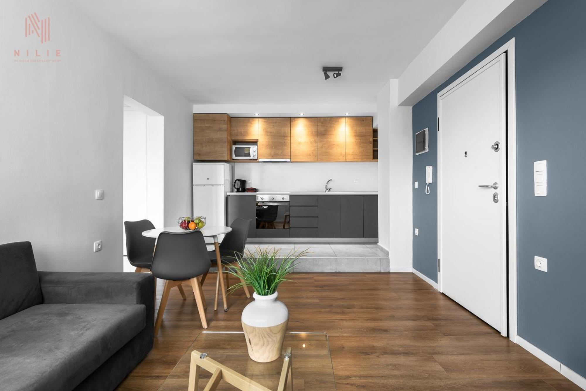 Civilian Boutique Aprts, Nilie Hospitality Mgmt Солун Екстериор снимка