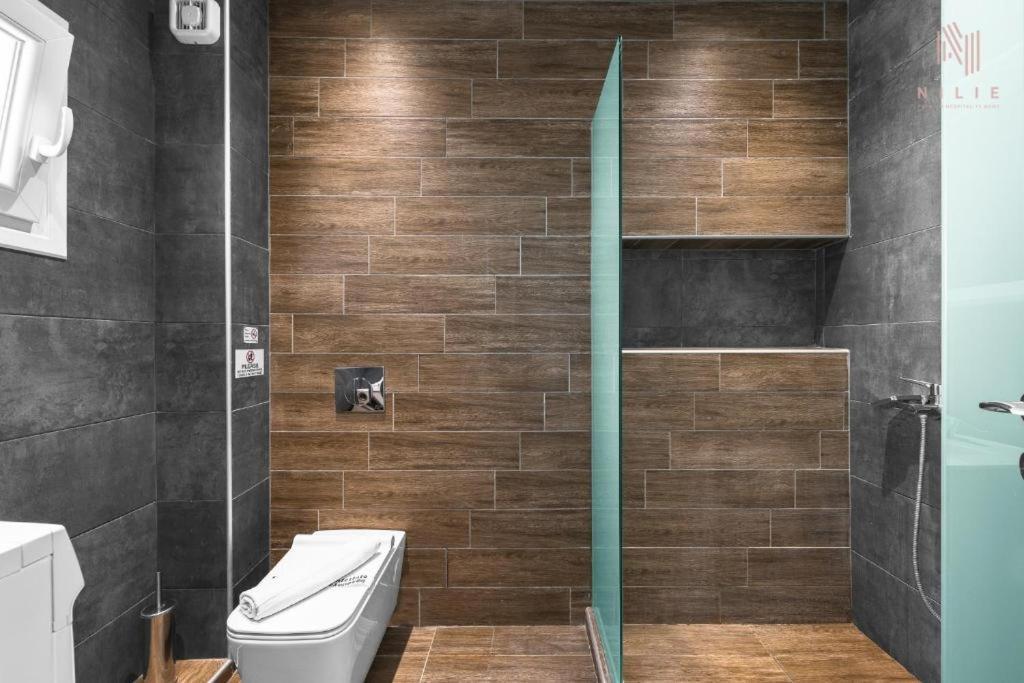 Civilian Boutique Aprts, Nilie Hospitality Mgmt Солун Екстериор снимка