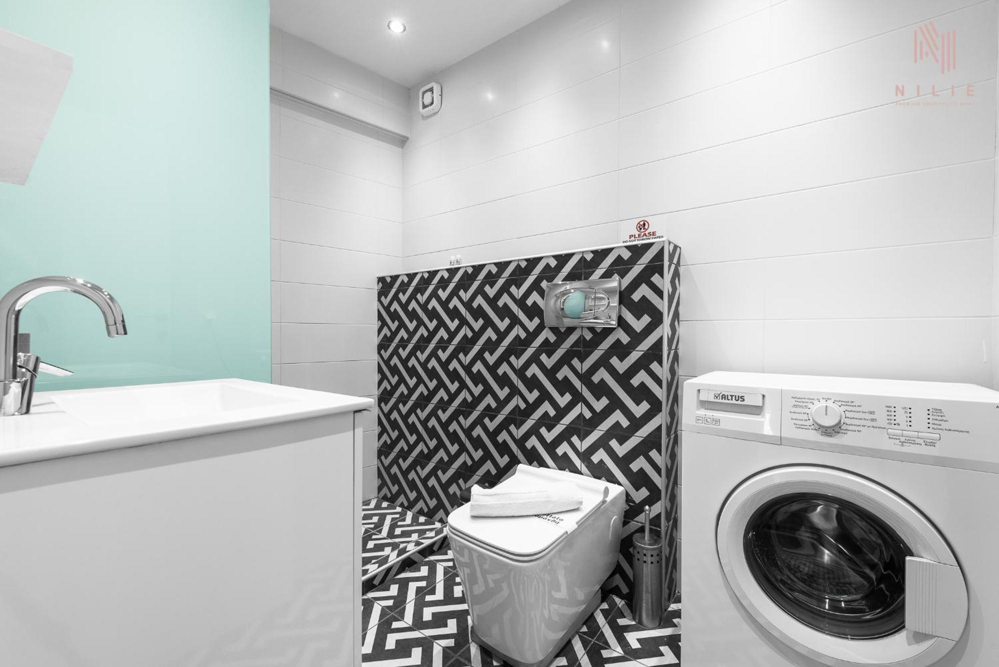 Civilian Boutique Aprts, Nilie Hospitality Mgmt Солун Екстериор снимка