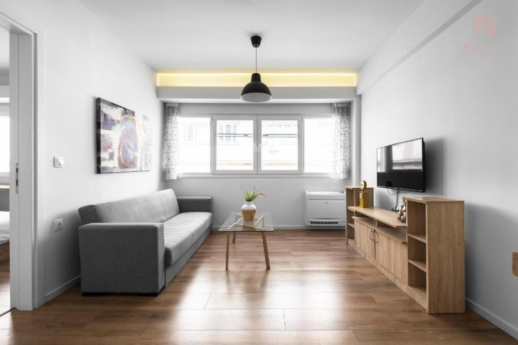 Civilian Boutique Aprts, Nilie Hospitality Mgmt Солун Екстериор снимка